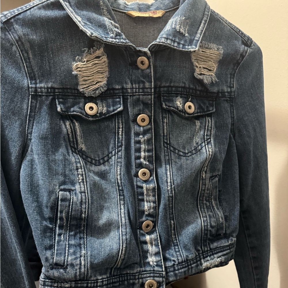 Distressed Cropped Denim Jacket
